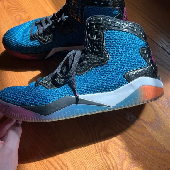 Men’s Jordan Spike Forty - Picture 2 of 7